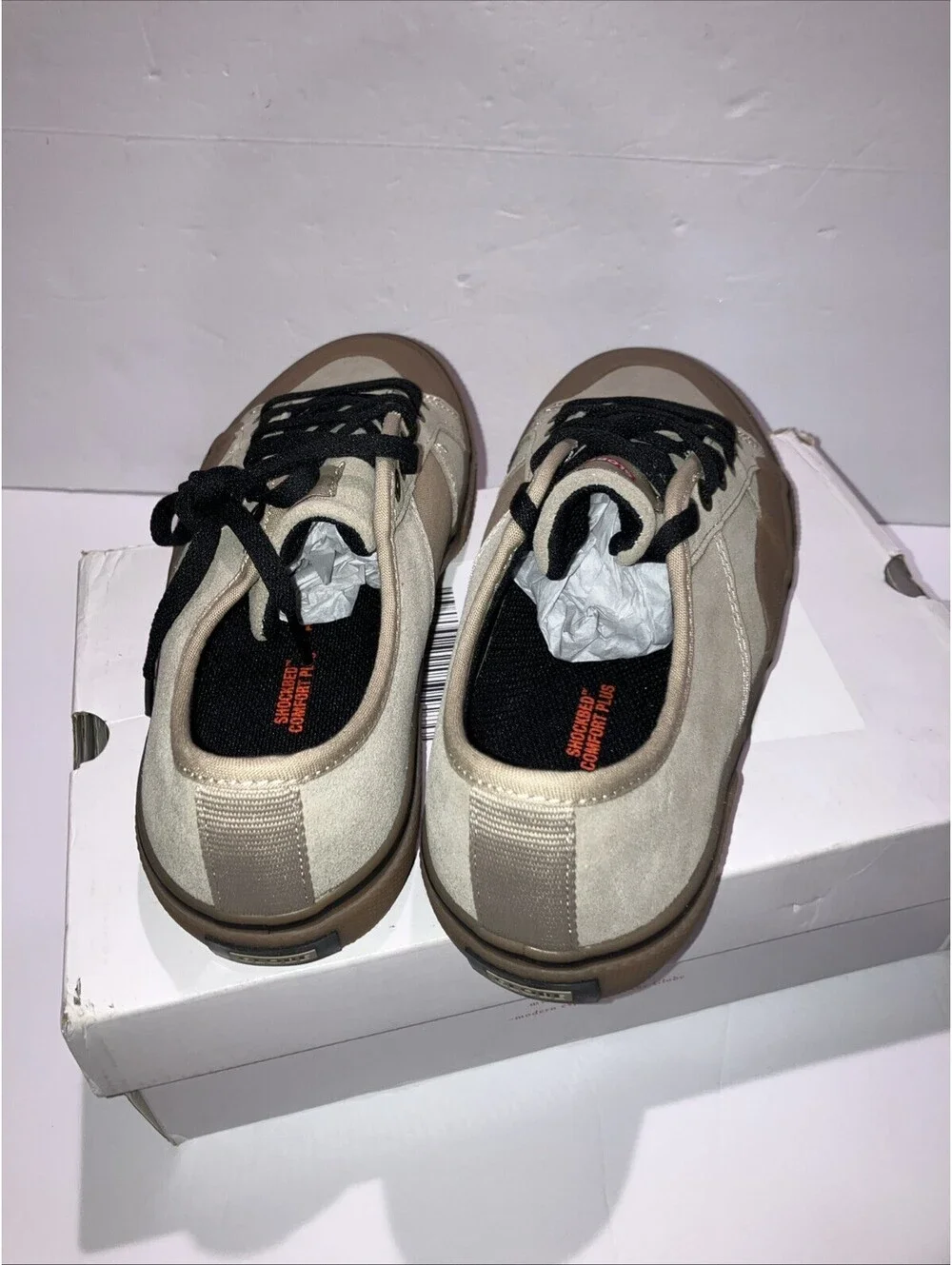Globe Skateboard Shoes Surplus Sesame/Gum Men’s Size 8 NEW